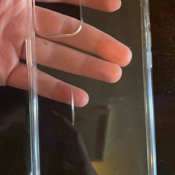 Two iPhone 11 plus cases - Picture 3 of 4